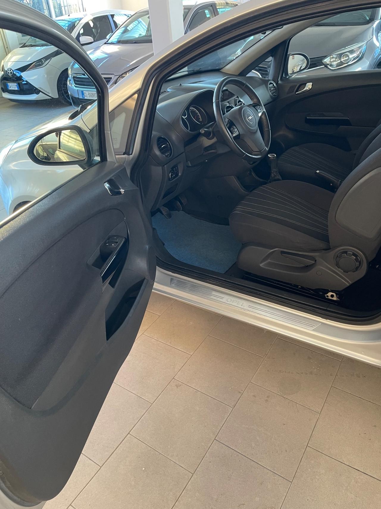 Opel Corsa 1.3 CDTI 95CV F.AP. 5 porte Cosmo