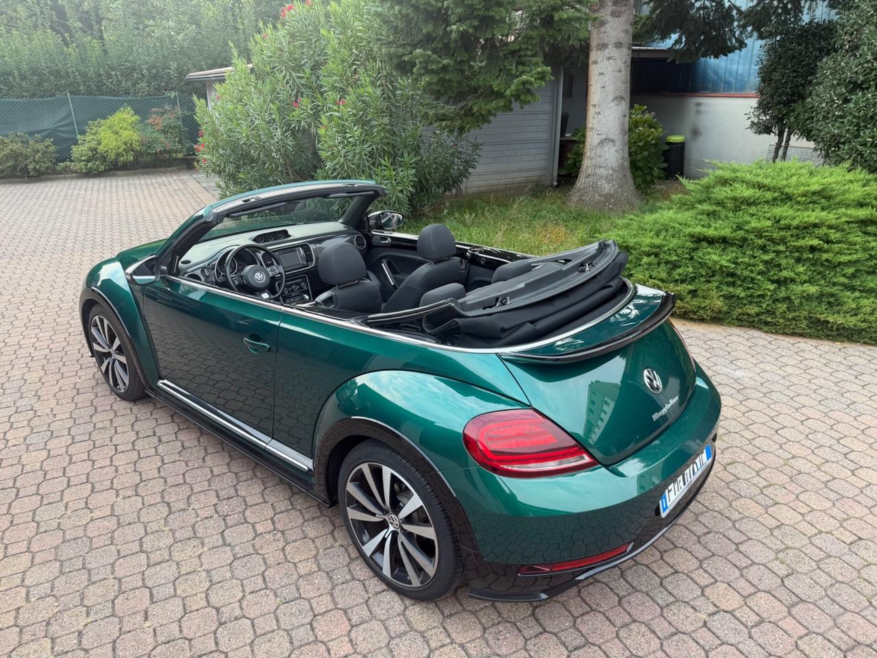 Volkswagen Maggiolino Cabrio 2.0 TSI DSG Sport Rline