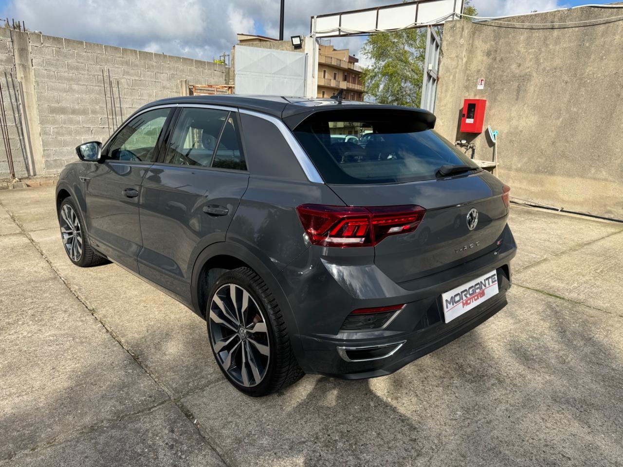 Volkswagen T-Roc 2.0TDI 150CV DSG 4MOTION R LINE 2019