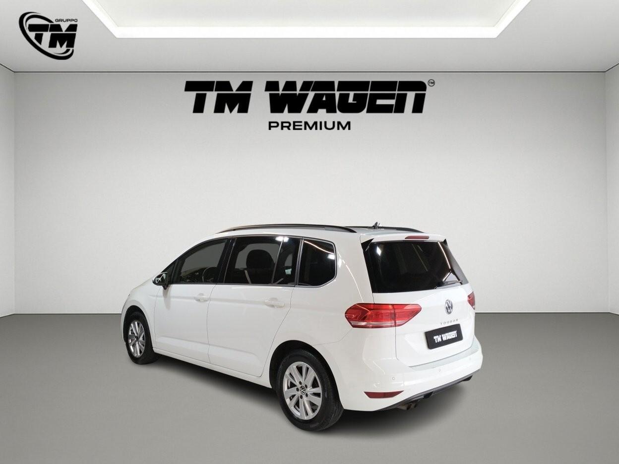 Volkswagen Touran 2.0 tdi Executive dsg - 7 POSTI