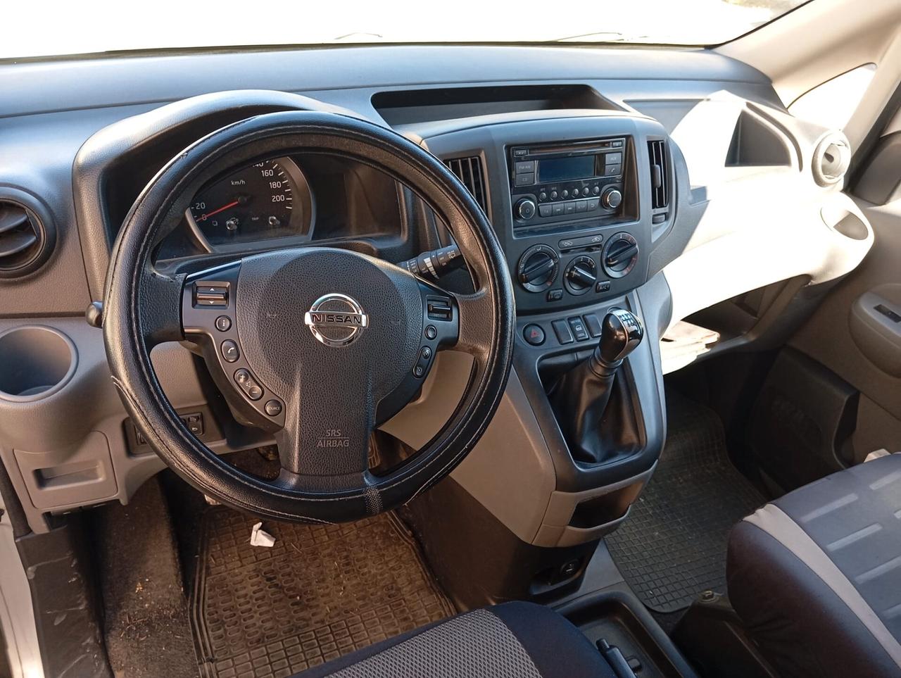 Nissan nv200 1.5 d autocarro valuto permute