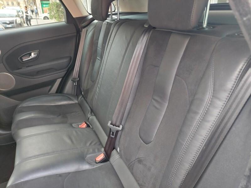 Land Rover Range Rover Evoque 2.2 TD4 150 CV 5p. Pure