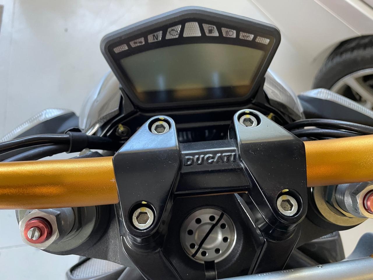 Ducati 1098 strettfighter