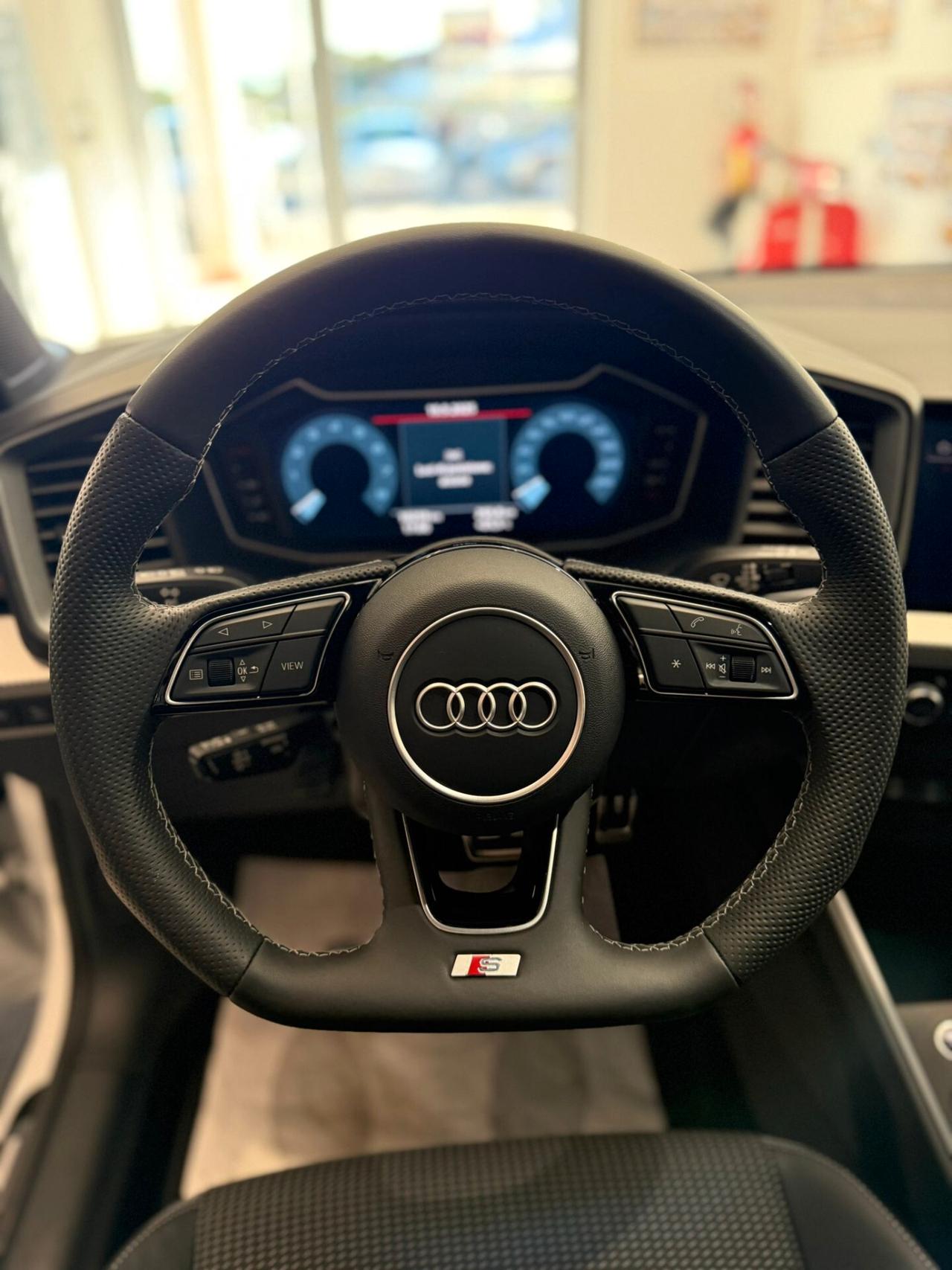 Audi A1 allstreet 30 TFSI S tronic Identity Contrast