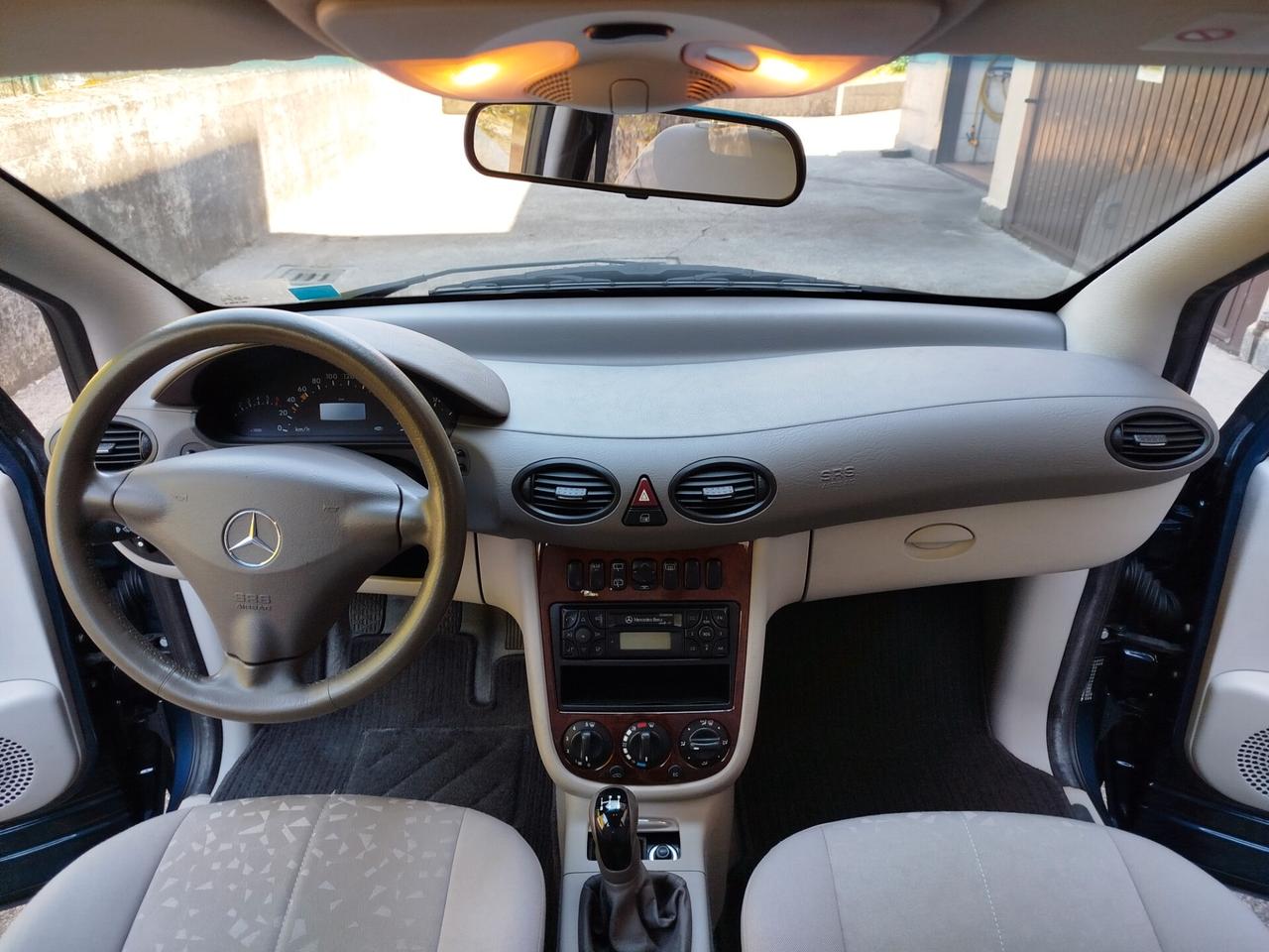 Mercedes A160 BENZINA 102cv / 69.000km / TAGLIANDI