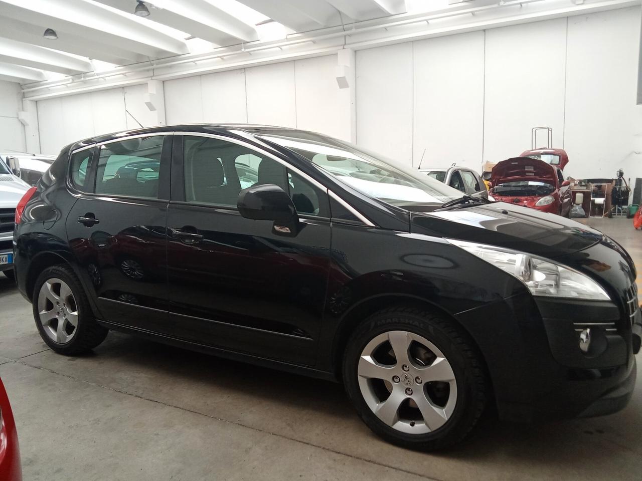 Peugeot 3008 2.0 HDi 150CV Business