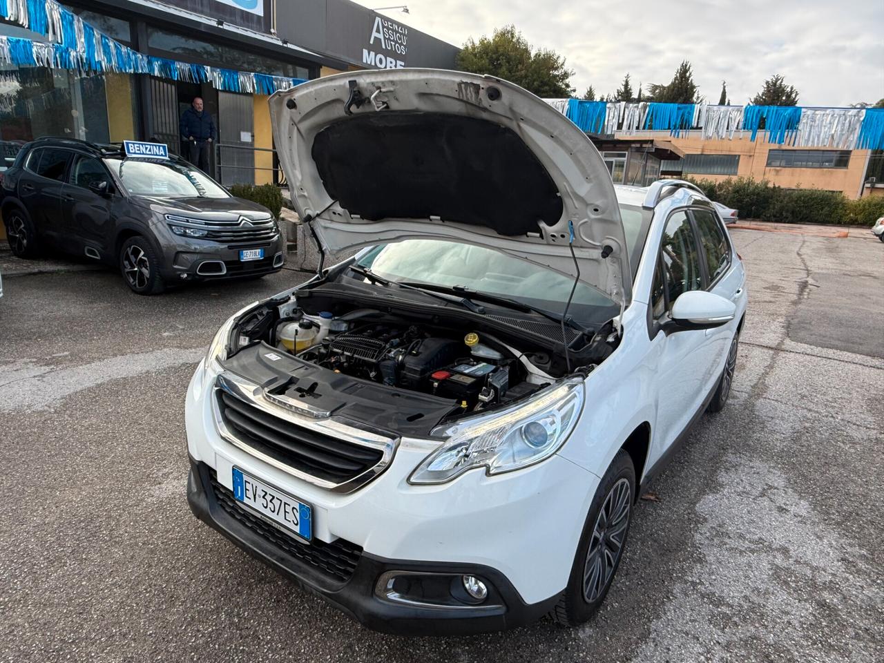 " POCHI KM " Peugeot 2008 PureTech 82 Active