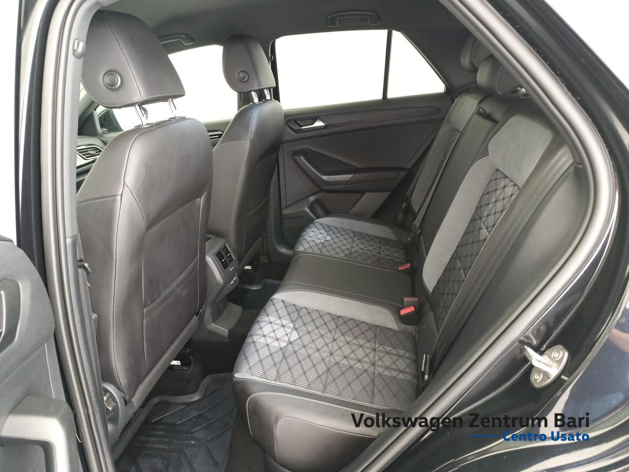 Volkswagen T-Roc 1.5 tsi r-line dsg