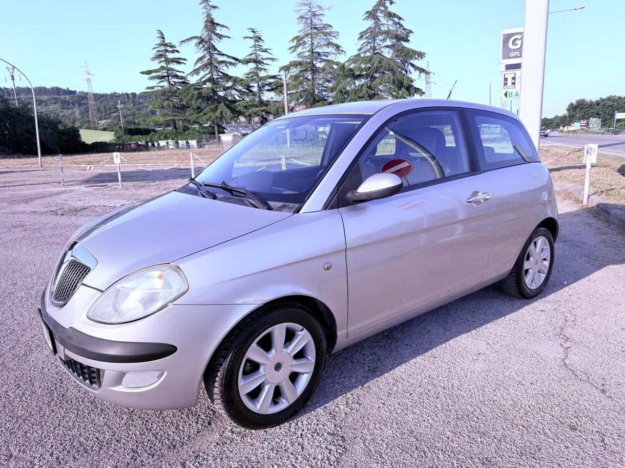 Lancia Ypsilon 1.2 16V Platino Ok neopatentati
