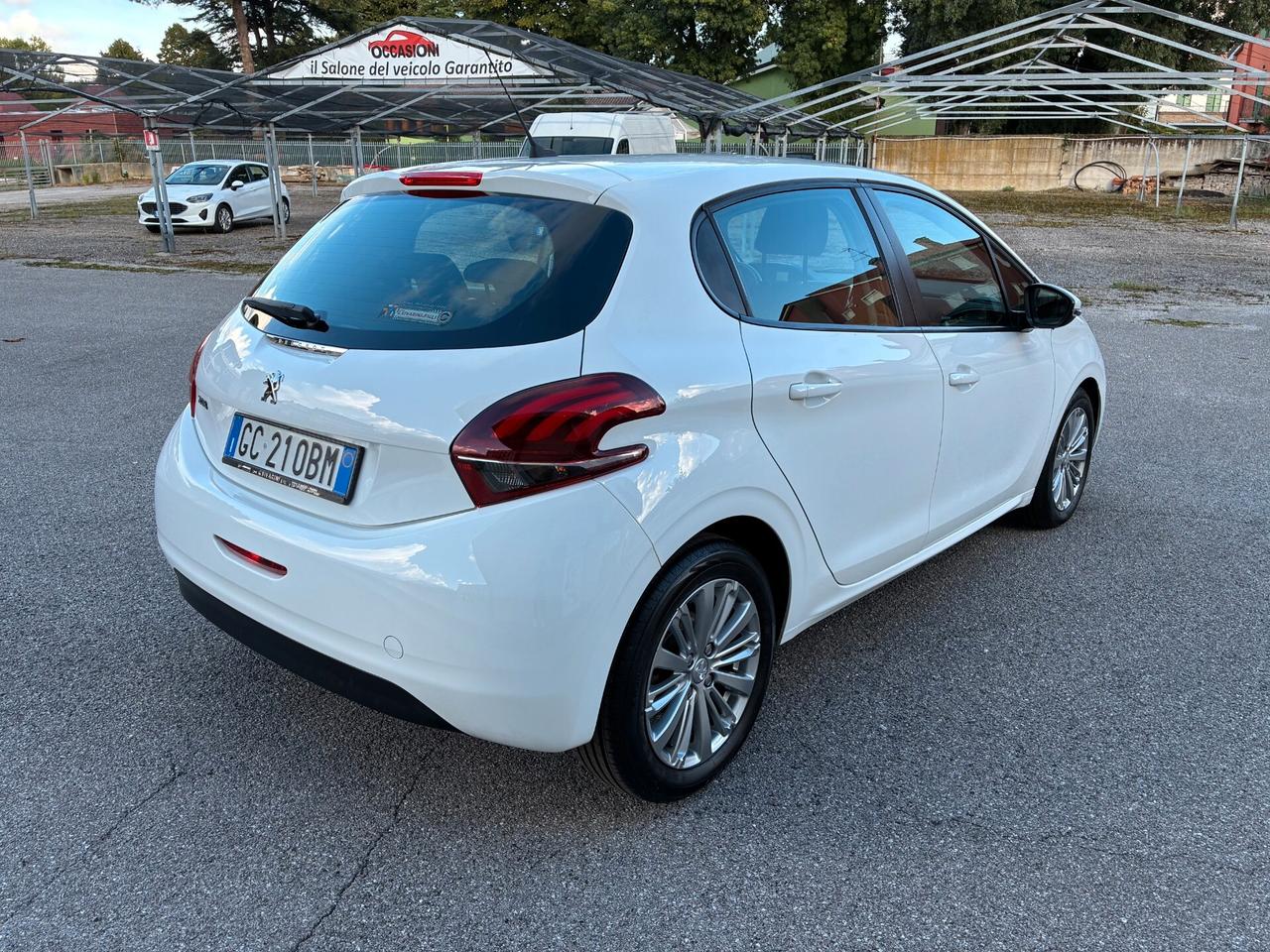 Peugeot 208 BlueHDi 100 5 porte Active