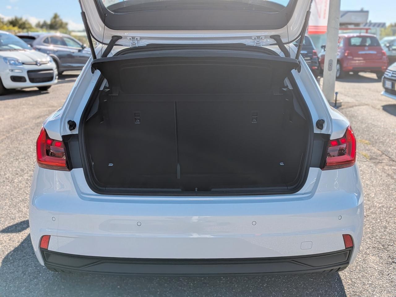 Audi A1 allstreet 30 TFSI Business