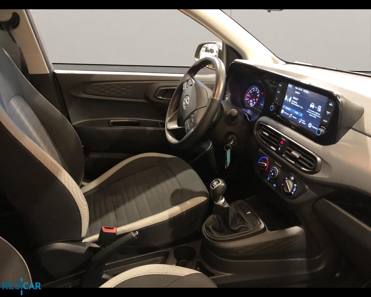 HYUNDAI i10 1.0 mpi Tech Connect Pack