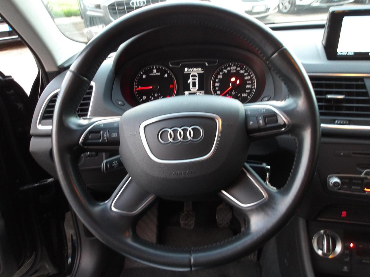 Audi Q3 2.0 tdi Advanced 140cv