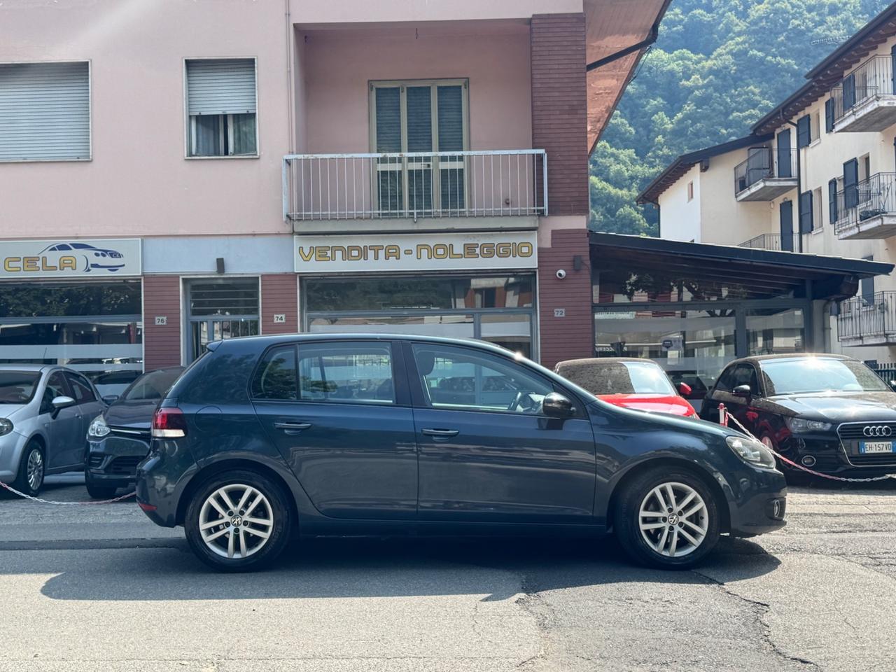 Volkswagen Golf 5p. Highline OK NEOPATENTATI CON CATENA DI DISTRIBUZIONE E GOMMATA NUOVA