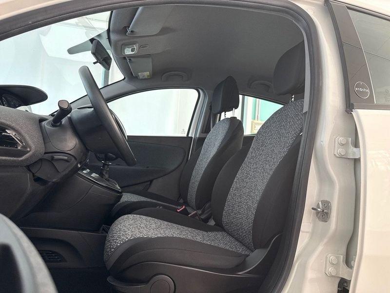 Lancia Ypsilon Ecochic 1.0 70cv Firefly Hybrid S&S Silver