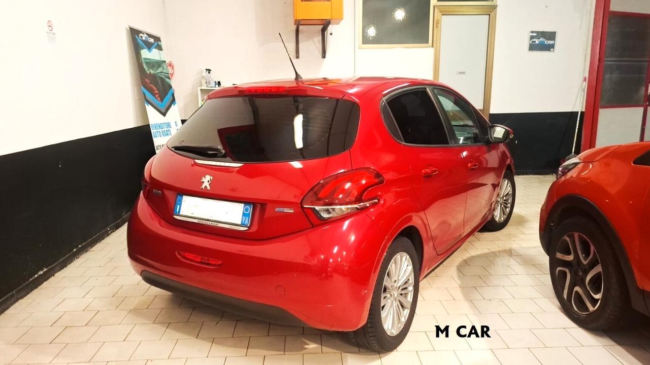 Peugeot 208 PureTech 82 5 porte Allure