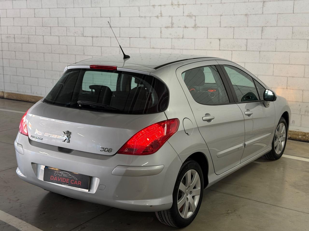 Peugeot 308 1.6 VTi 120CV 5p. Tecno