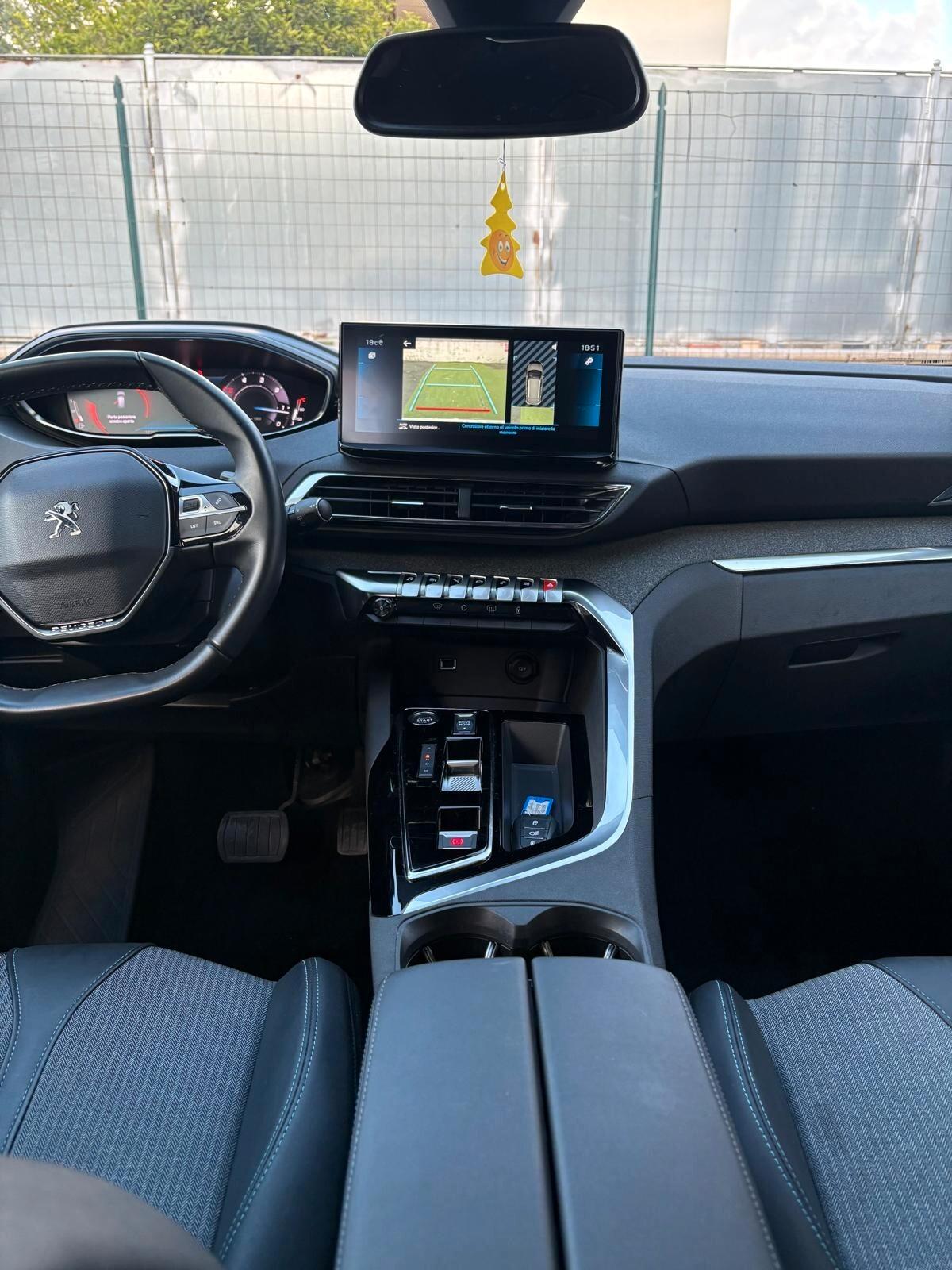 Peugeot 3008 BlueHDi 130 S&S EAT8 Allure KM 12300
