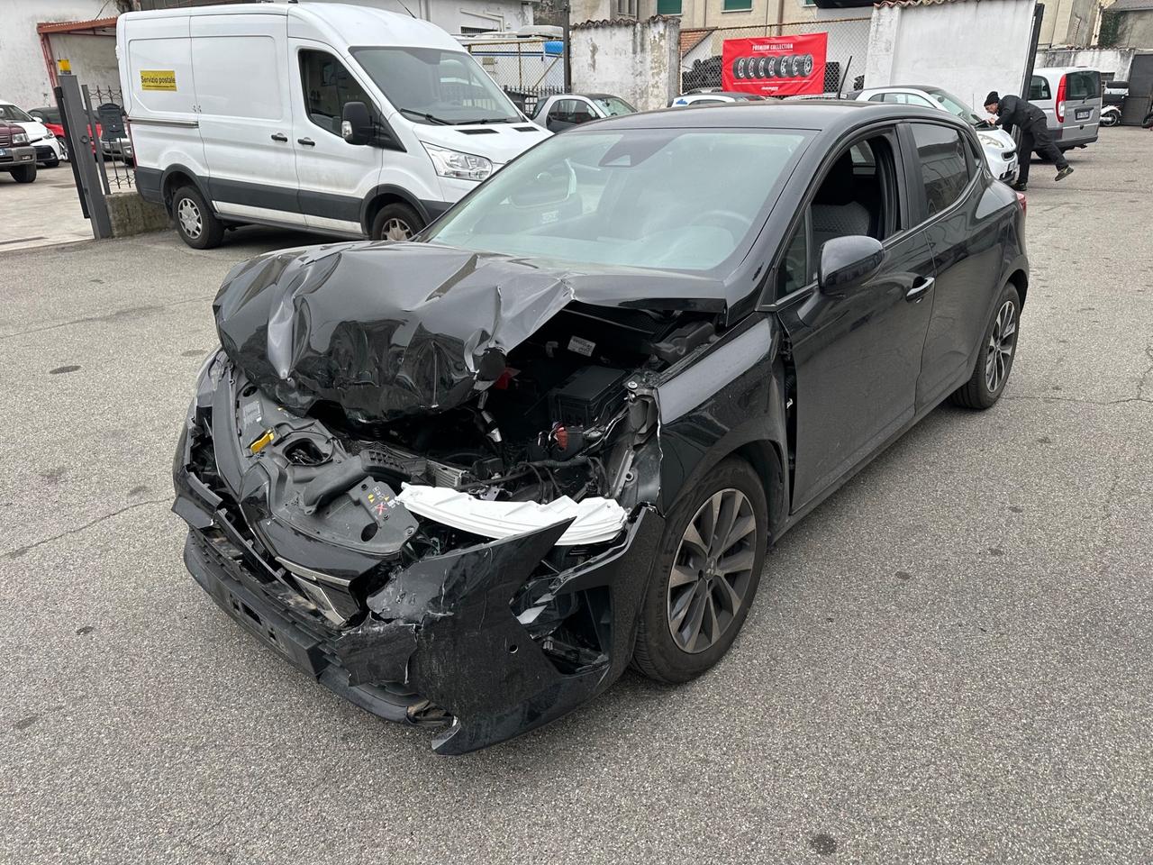 Mitsubishi Colt 1.0 turbo 90 CV INCIDENTATA