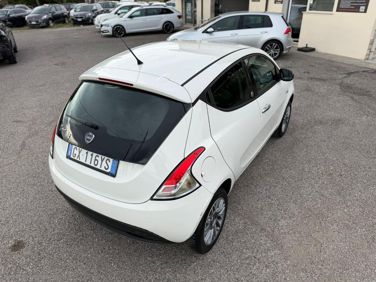 LANCIA Ypsilon 0.9 T.Air 85CV 5p. Met.Ec. Gold