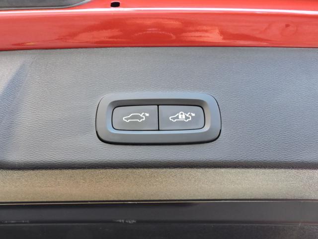 VOLVO XC40 B4 AWD automatico Core