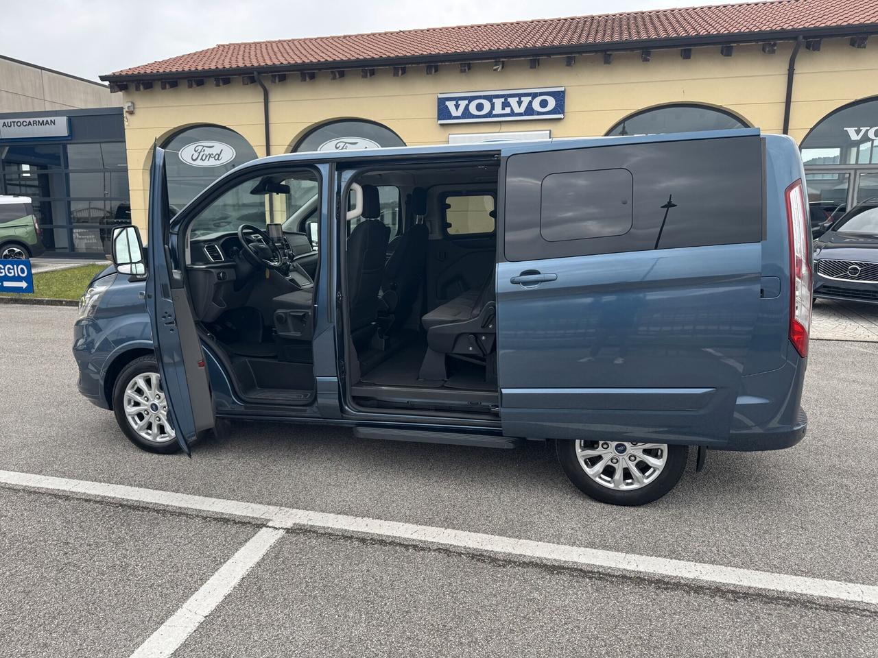 Ford Tourneo Custom Titanium 2.0 TDCi 130CV 8posti