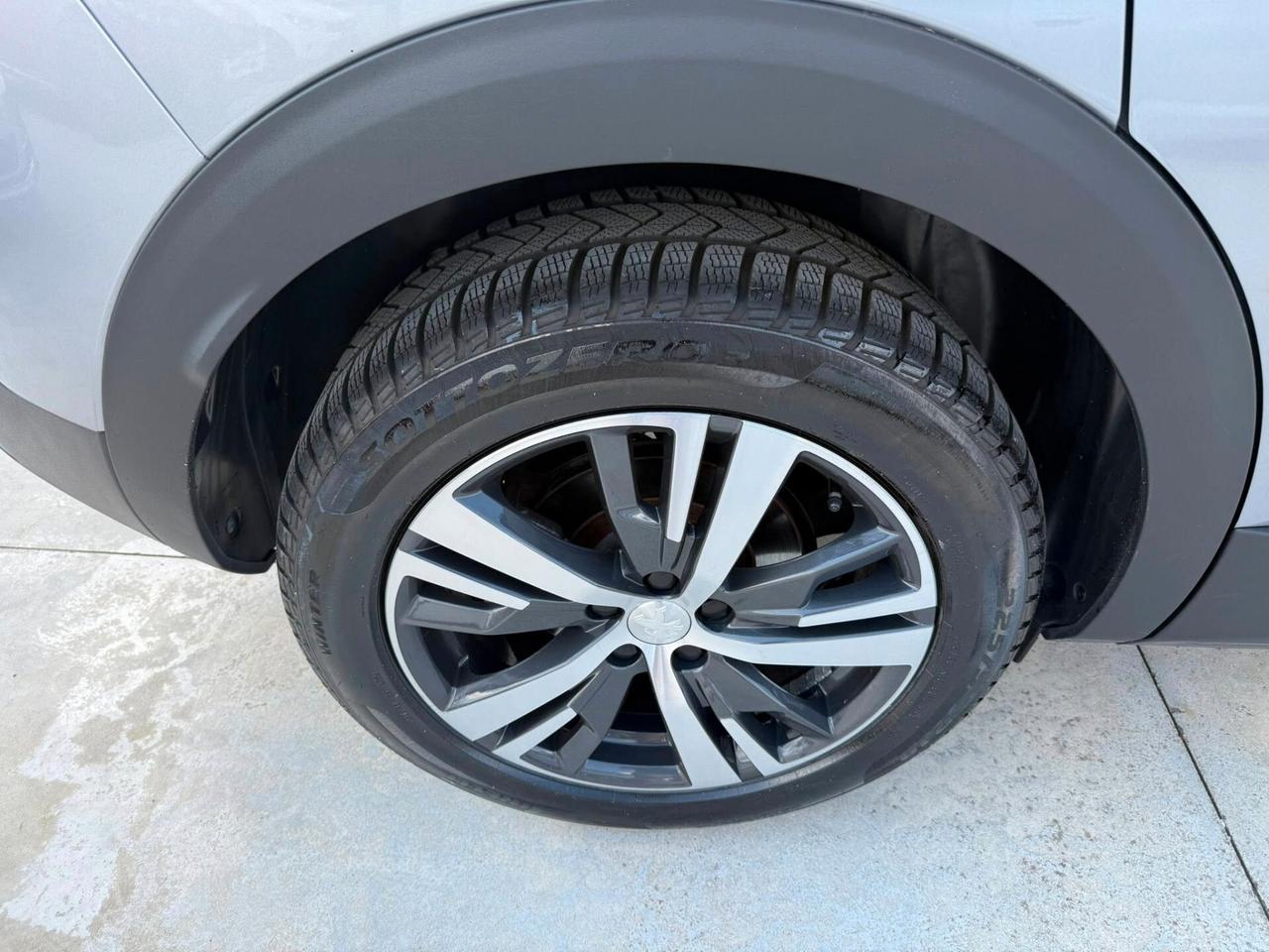 Peugeot 3008 1.5 BLUEHDI 130CV EAT8 ALLURE PACK