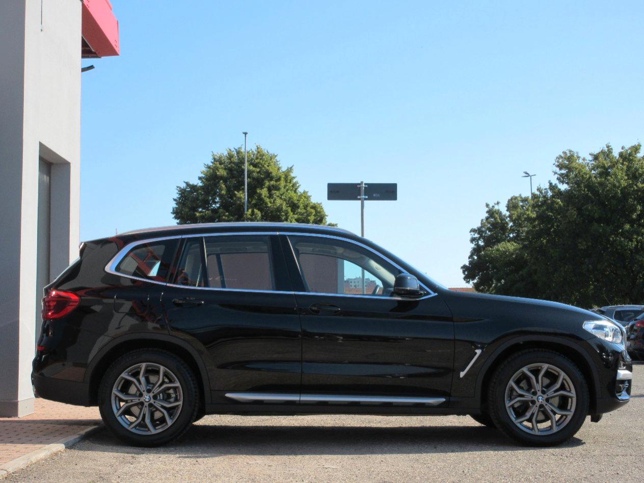 BMW X3 xDrive20d mhev 48V xLine auto