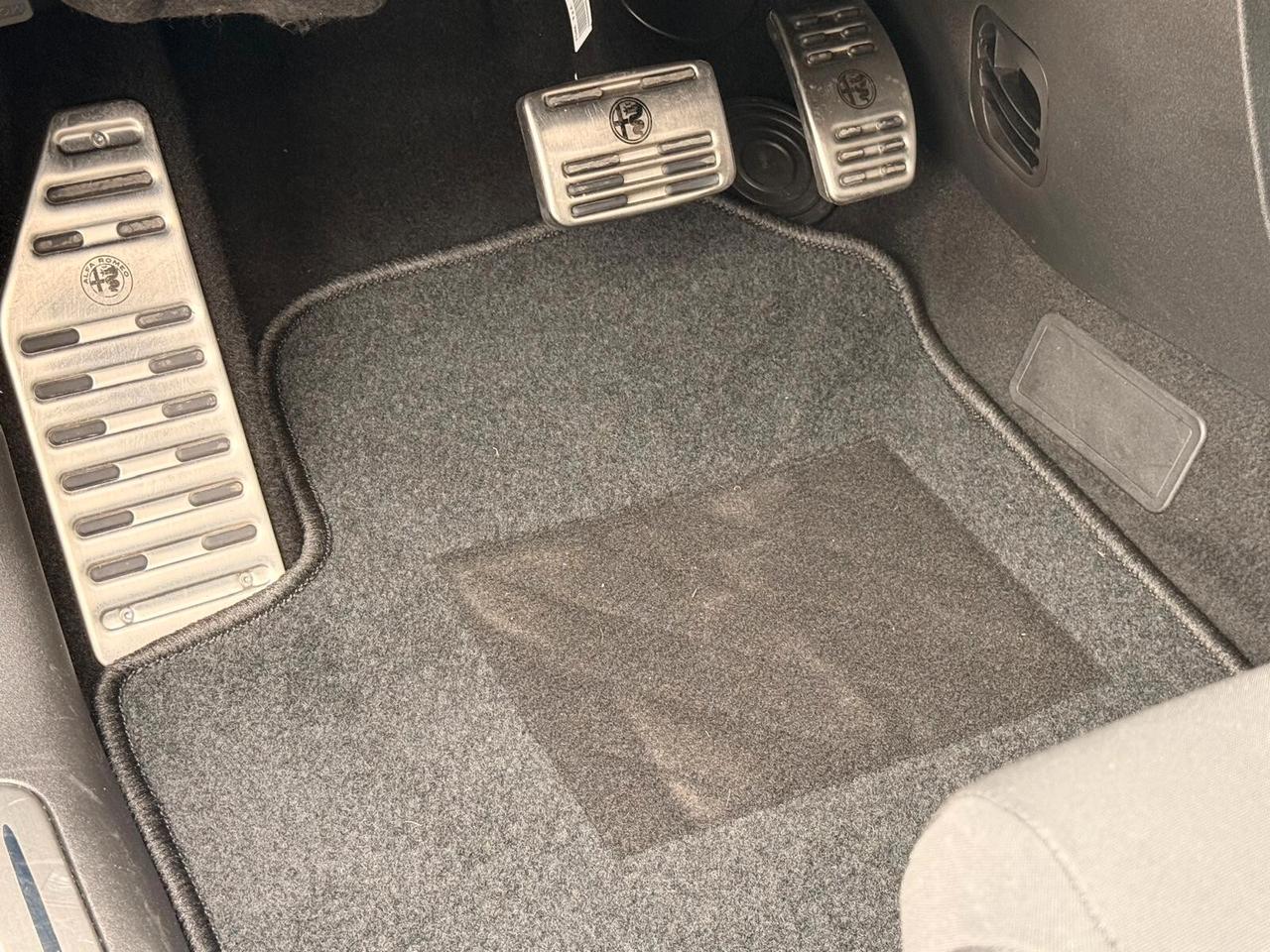 Alfa Romeo Giulietta 2.0 JTDm 170 CV TCT Veloce Carbon Edition