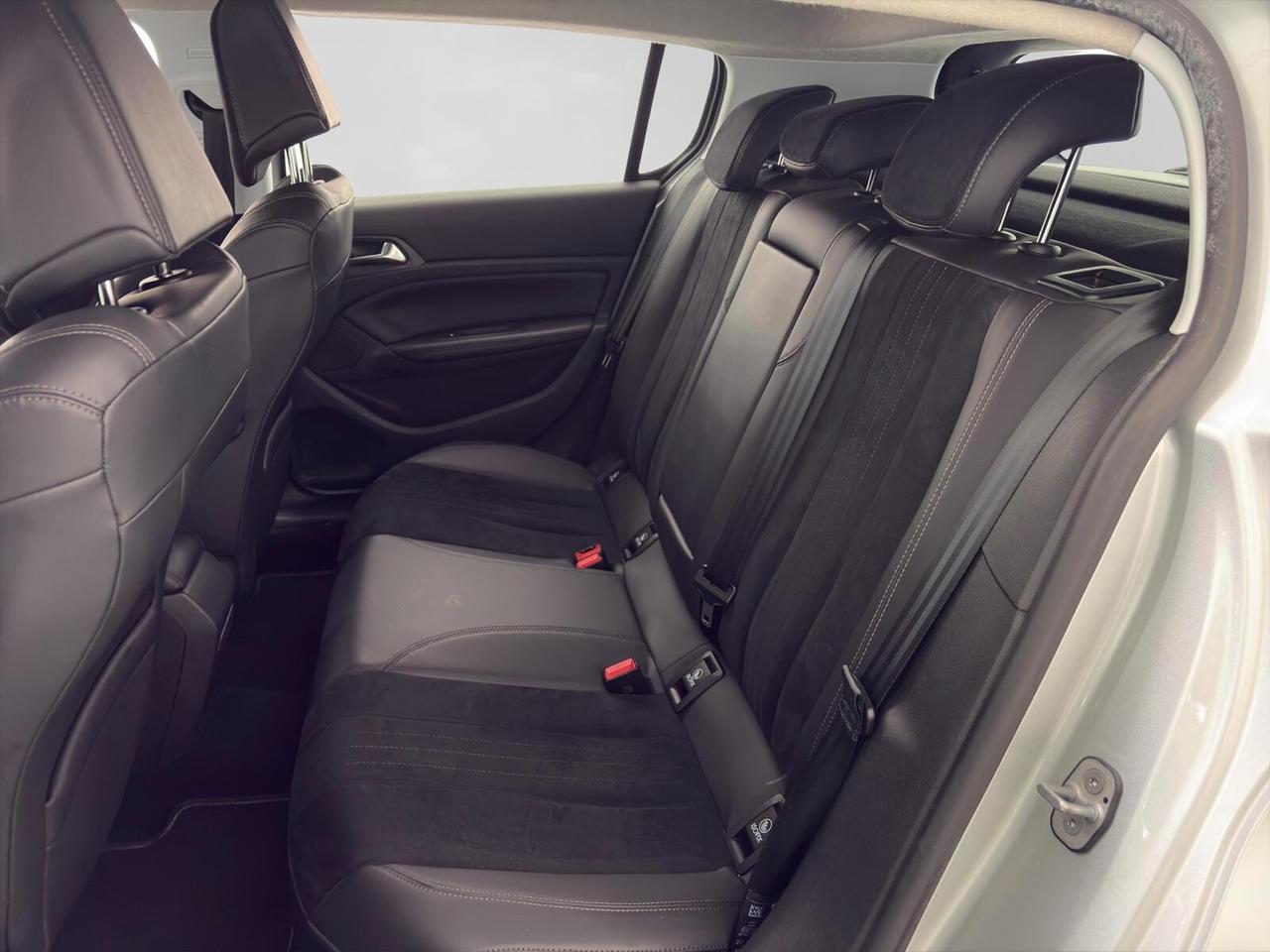 Peugeot 308 1.6 e-HDi 115cv Allure