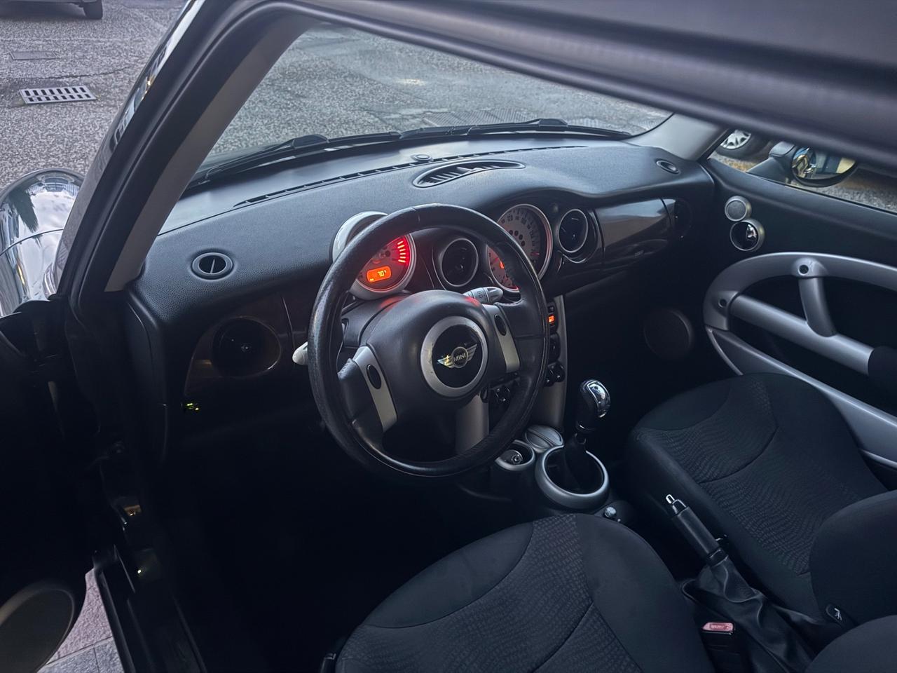 Mini 1.6 16V One de luxe