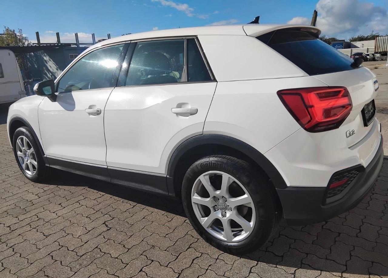 Audi Q2 35 TFSI Admired Navi Fari Led