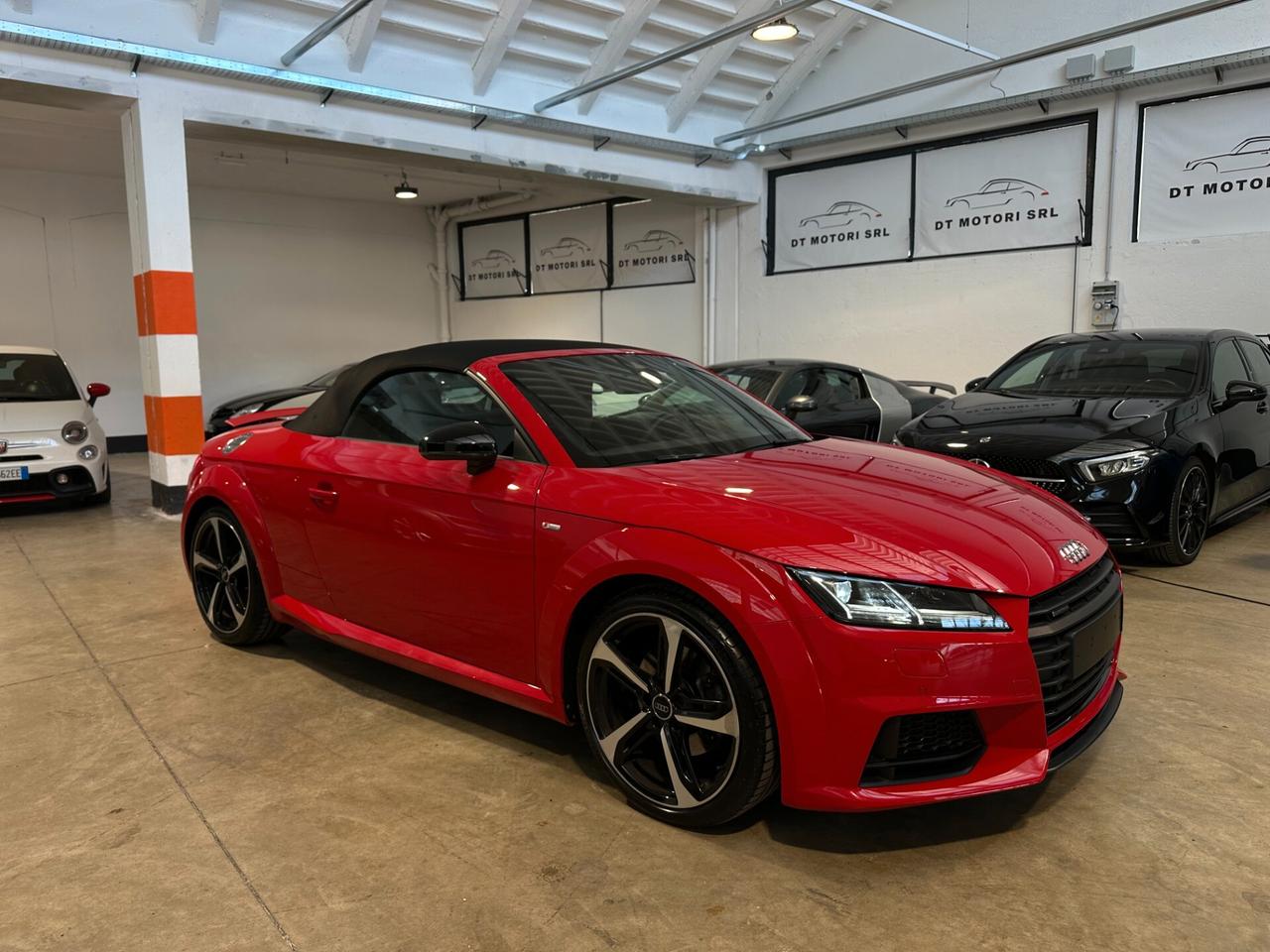 Audi TT Roadster 2.0 TFSI quattro S tronic line . UNI PROP.