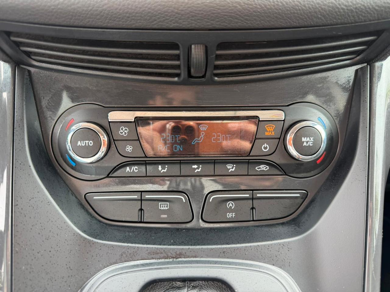Ford Kuga 2.0 TDCI 150 CV S&S 2WD Titanium