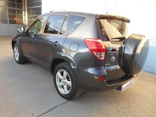 Toyota RAV4 2.2 D-4D 177 CV Luxury