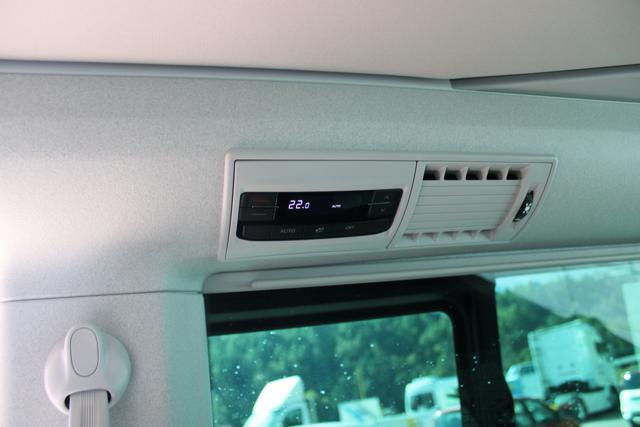 VOLKSWAGEN Multivan 2.0TDI 4Motion California Beach EDITION 7 posti