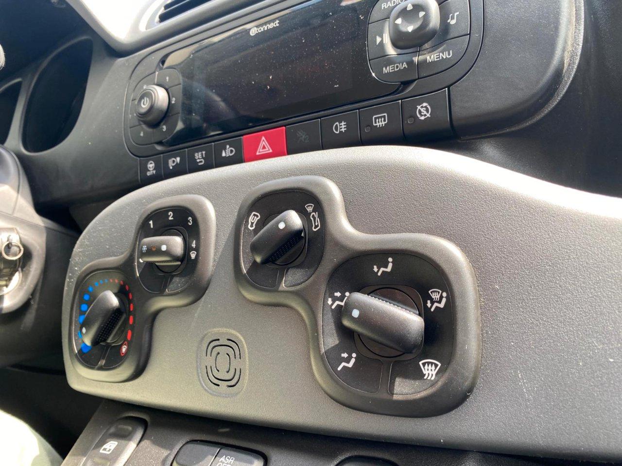 Fiat Panda 1.0 firefly hybrid City Life s&s 70cv 5p.ti