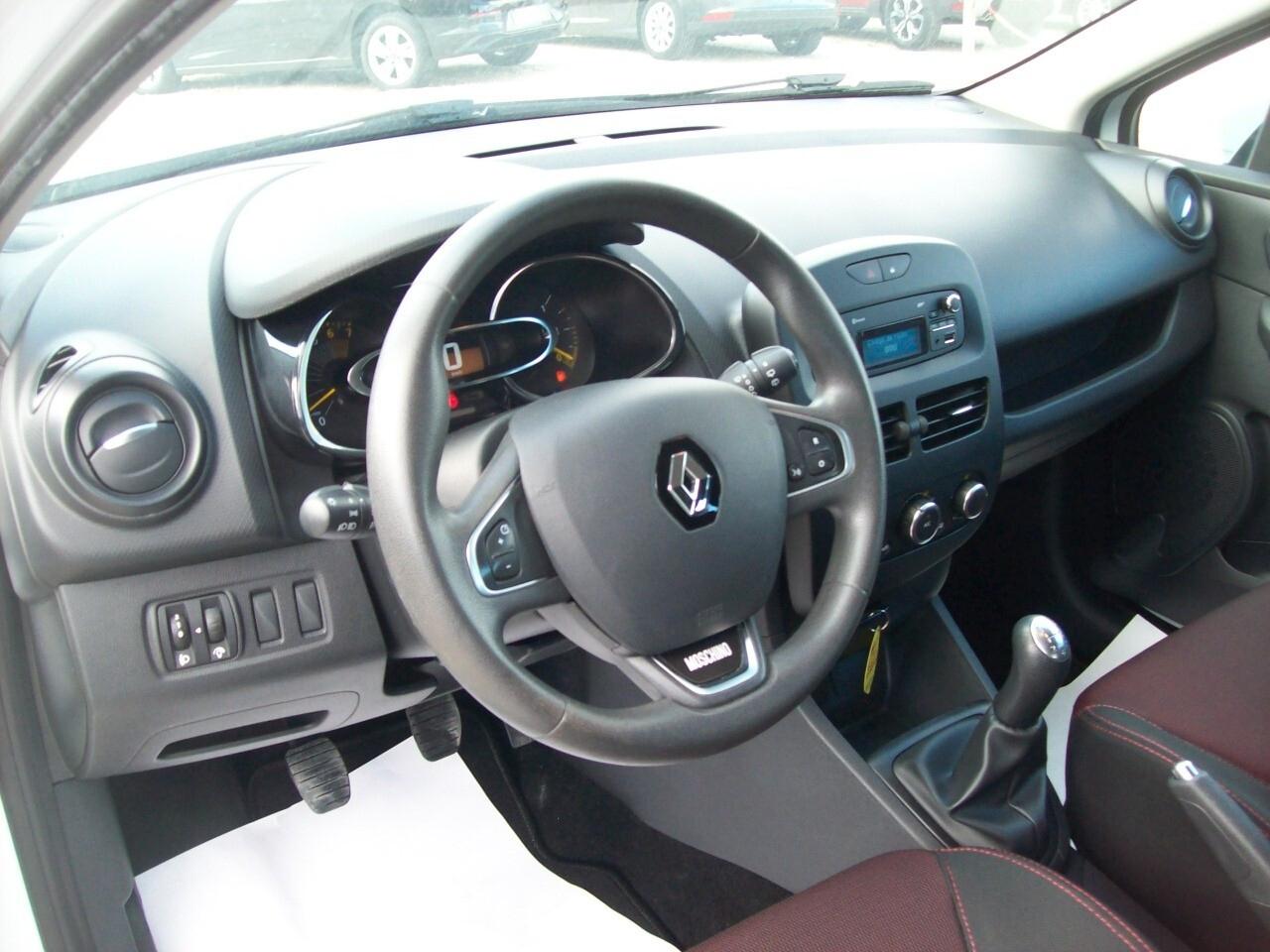RENAULT CLIO 1.2 CV.75 5P LIFE "2015"