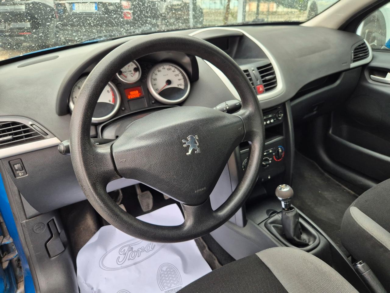 Peugeot 207 1.4 HDi 70CV 3p. ONE Line