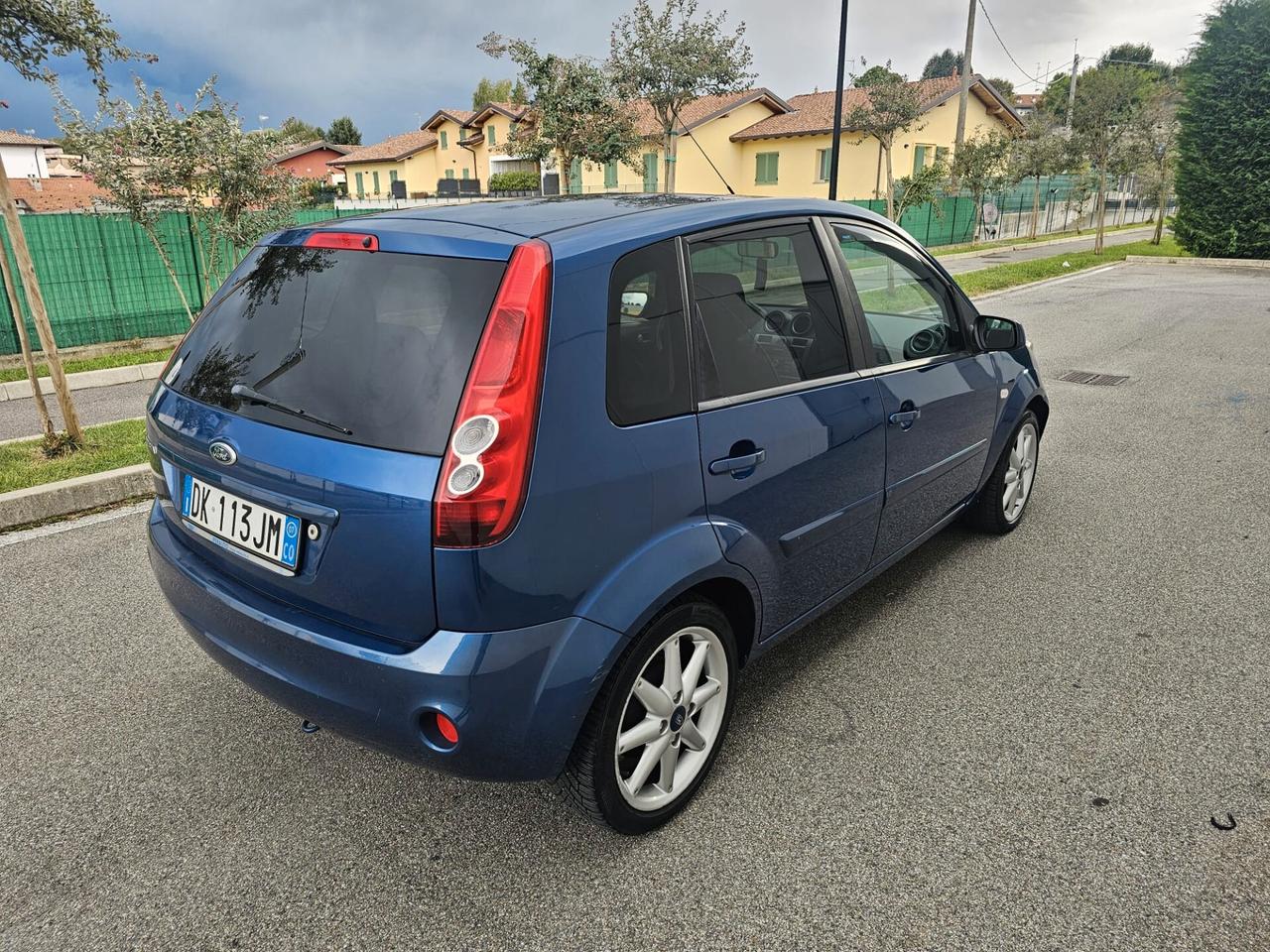 Ford Fiesta benzina