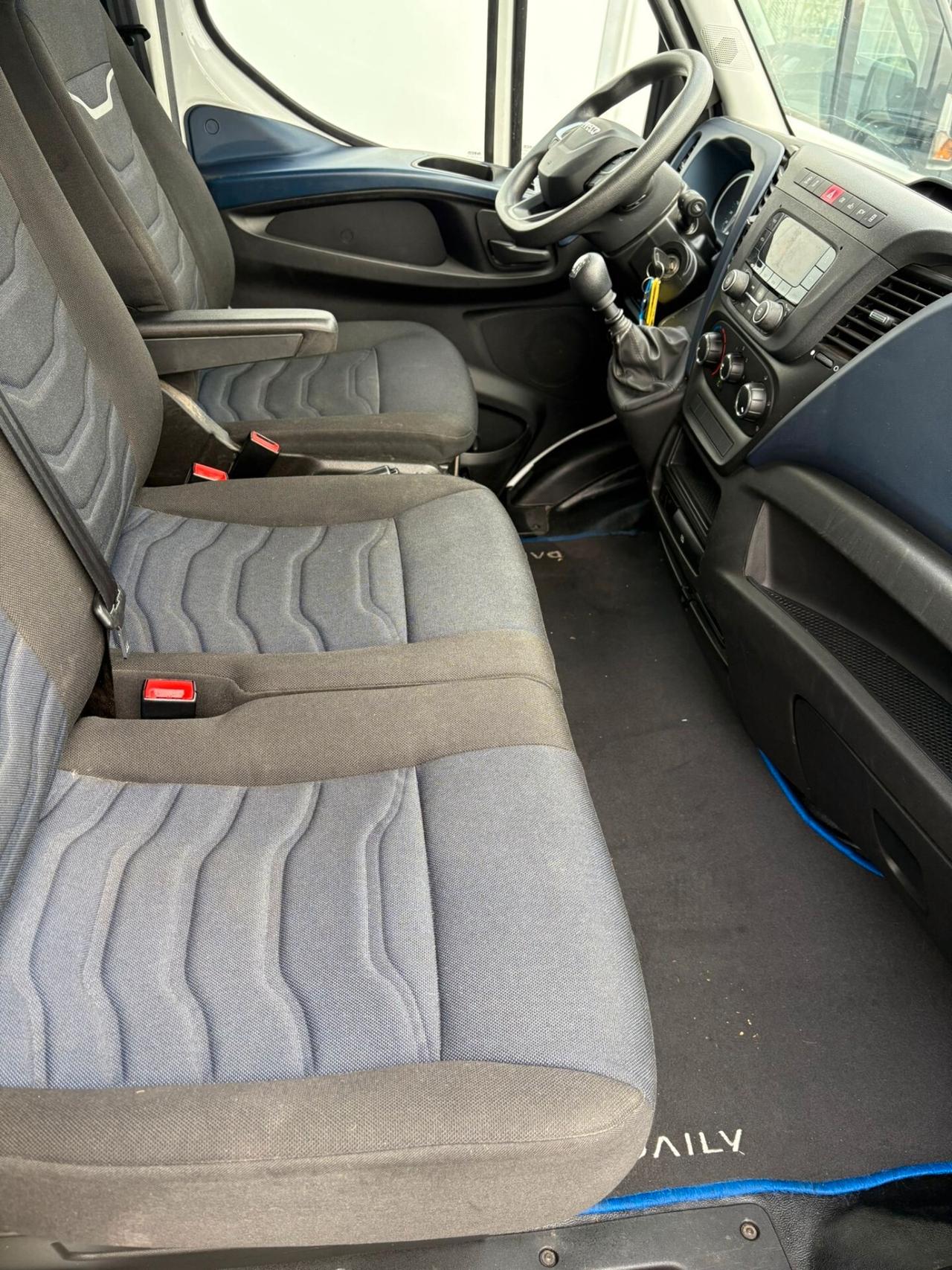 IVECO Daily 35S14N 3.0Turbo PL 136 6M -12-2021