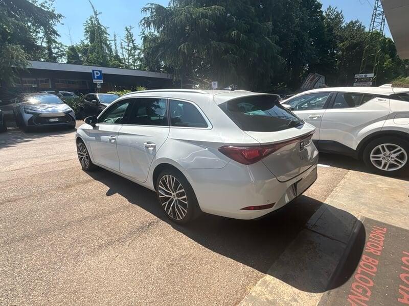 SEAT Leon 1.5 eTSI 150cv XCELLENCE DSG
