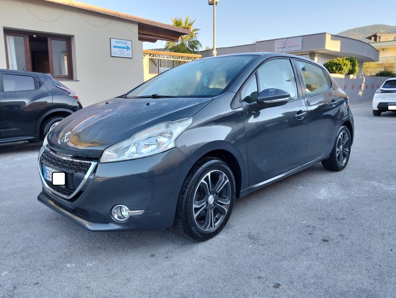 Peugeot 208 1.4 HDi 68 CV 5 porte Allure 2015
