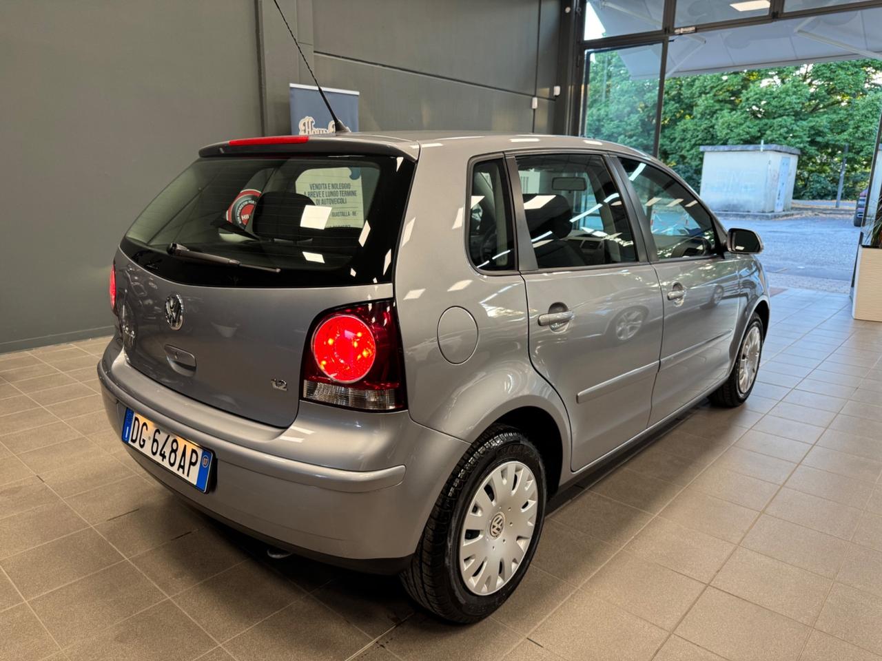 Volkswagen Polo 1.2/70CV 12V 5p. Trendline