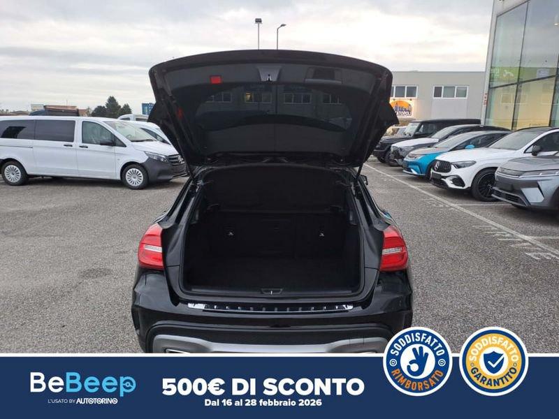 Mercedes-Benz GLA 200 D (CDI) PREMIUM 4MATIC AUTO