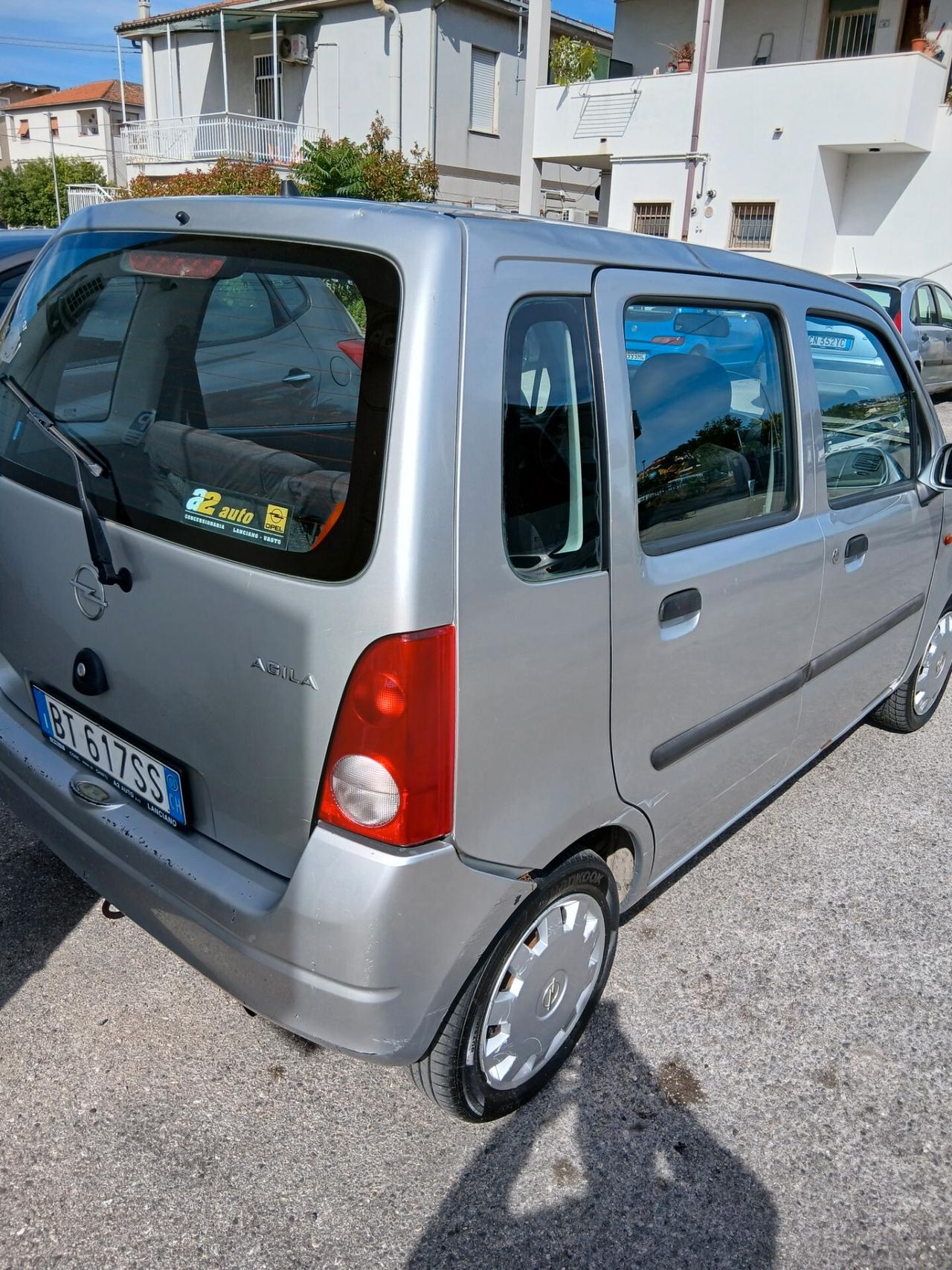 Opel Agila 1.0 12V