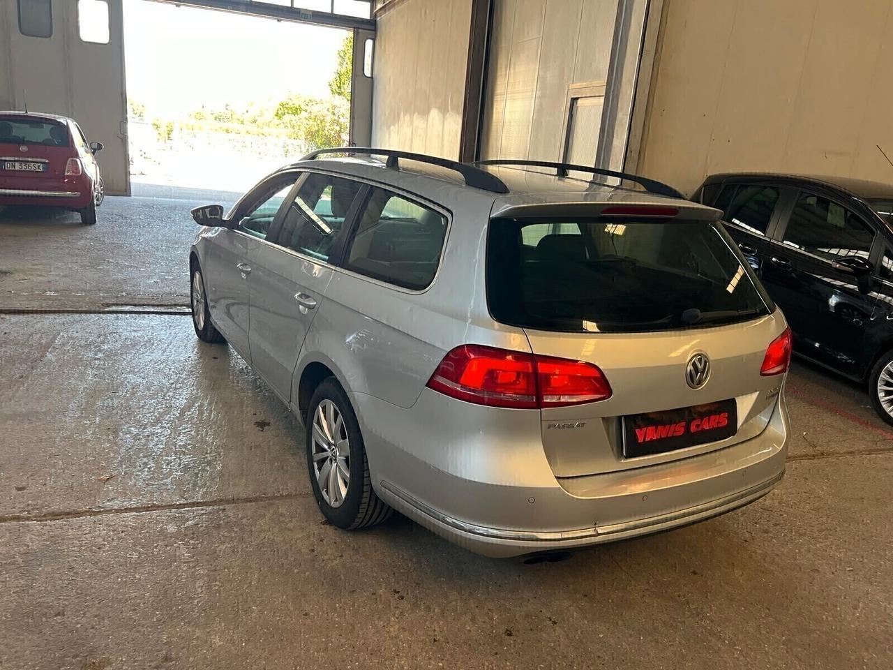 Volkswagen Passat 2.0 TDI Comfortline BlueM. Tech.-2011