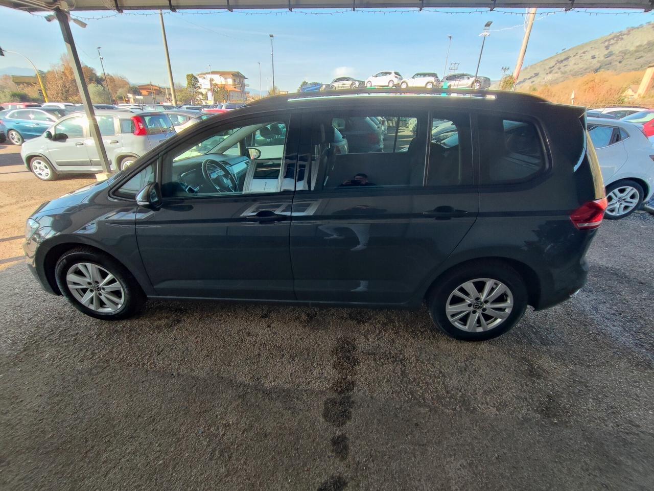 Volkswagen Touran 2.0 TDI 150 CV SCR DSG Business BlueMotion Technology