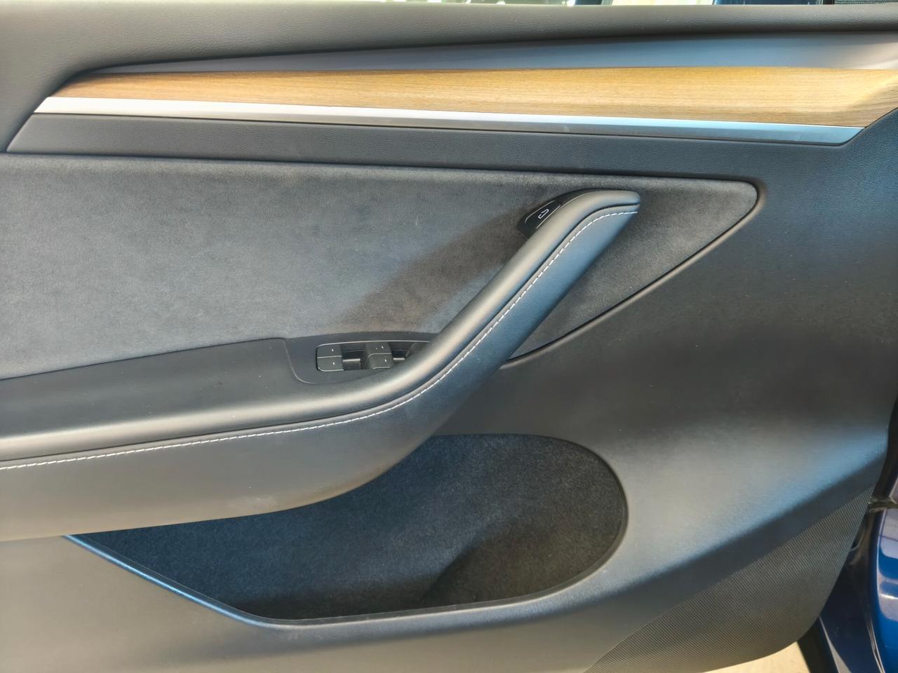 Tesla Model Y Dual Motor 75kw Long Range AWD