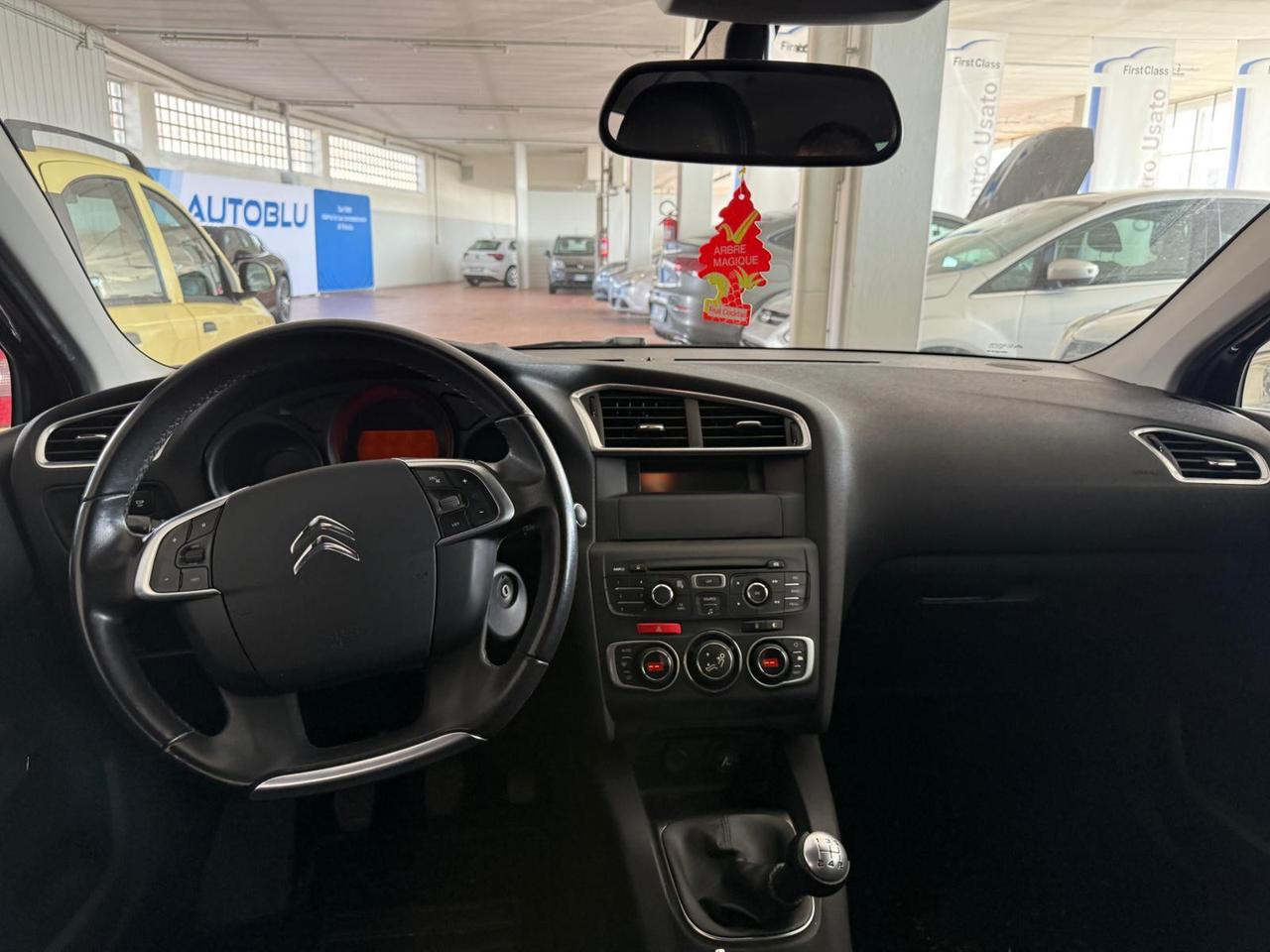 Citroen C4 1.6 vti exclusive